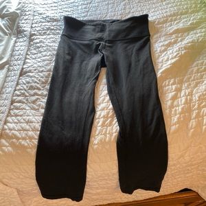 short lulu leggings